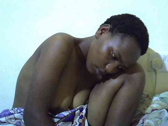 Queen-fantacy webcam