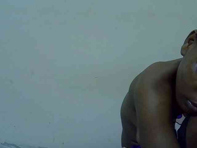 Queen-fantacy webcam