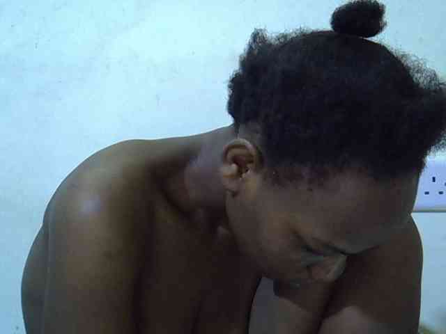 Queen-fantacy webcam