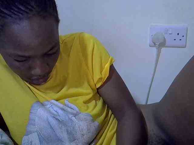 Queen-fantacy webcam