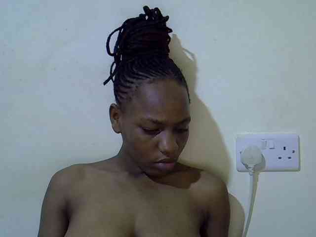 Queen-fantacy webcam