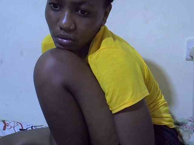 Queen-fantacy webcam