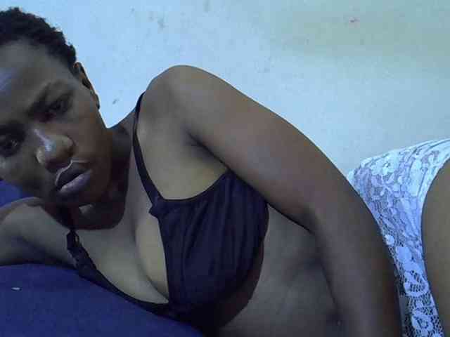 Queen-fantacy webcam