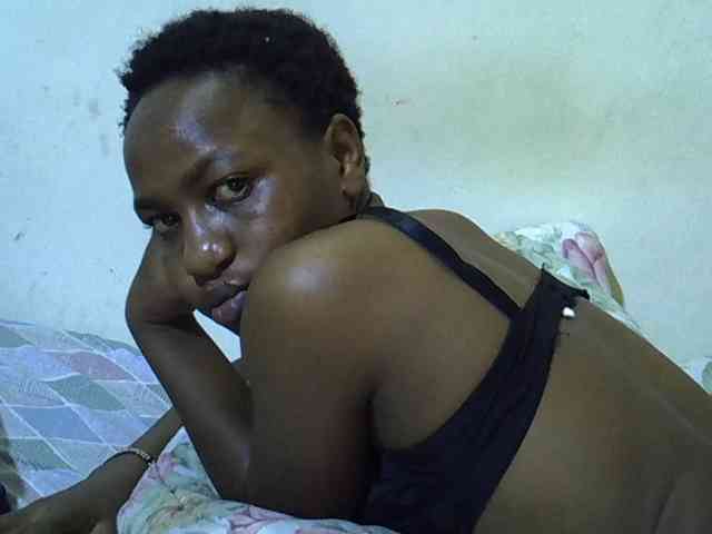 Queen-fantacy webcam