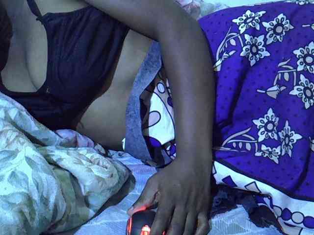 Queen-fantacy webcam