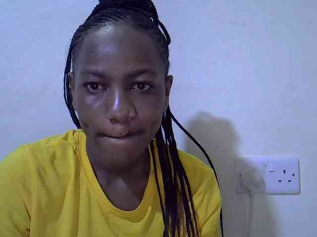 Queen-fantacy webcam