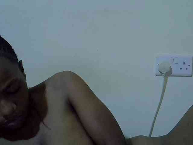 Queen-fantacy webcam