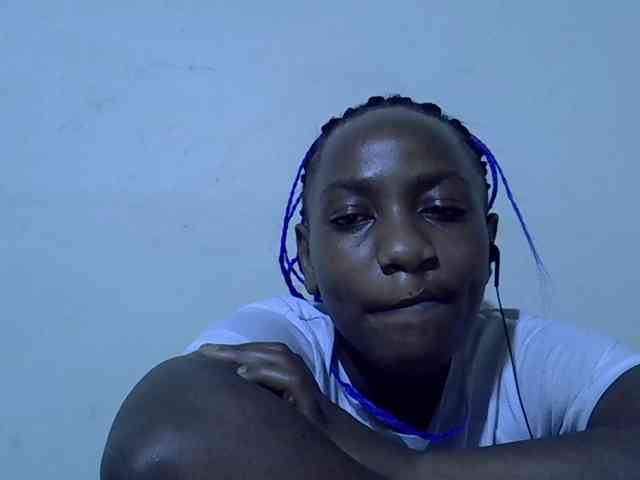 Queen-fantacy webcam