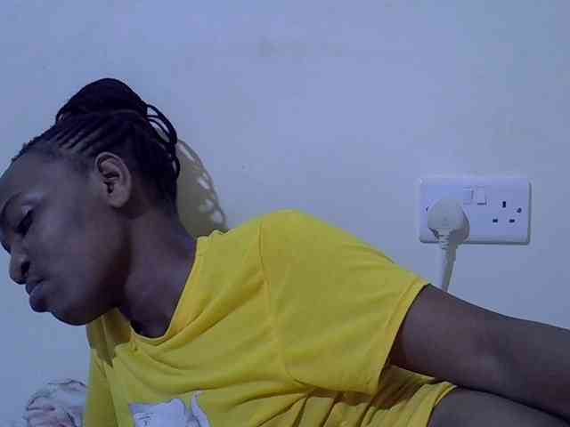 Queen-fantacy webcam