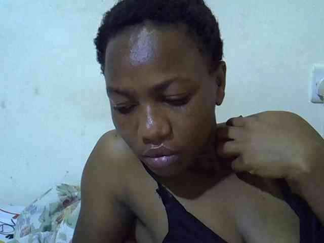 Queen-fantacy webcam