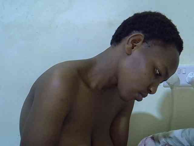 Queen-fantacy webcam