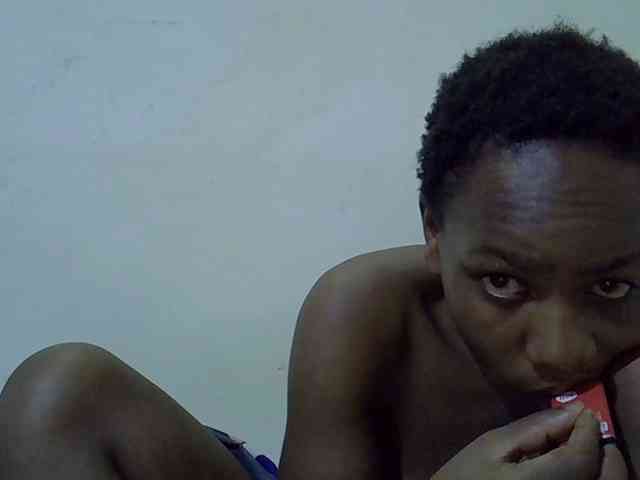 Queen-fantacy webcam