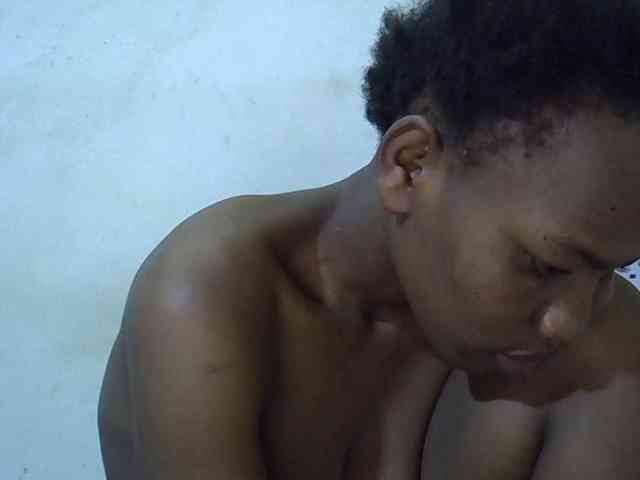 Queen-fantacy webcam