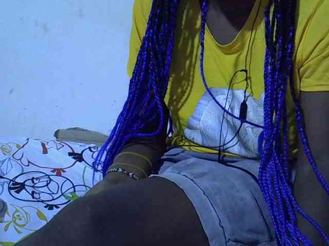 Queen-fantacy webcam