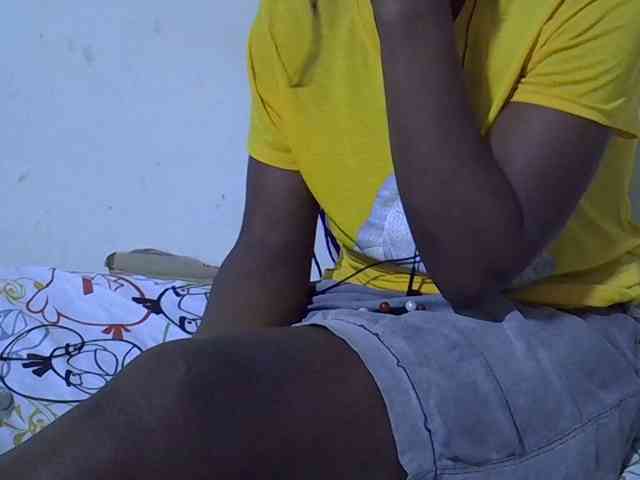 Queen-fantacy webcam