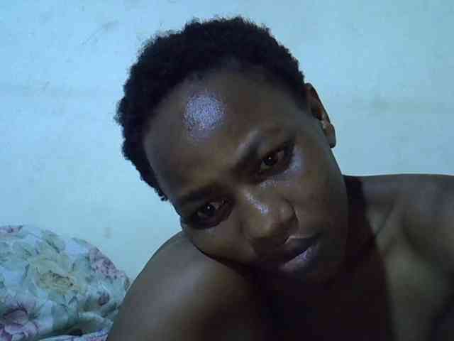 Queen-fantacy webcam