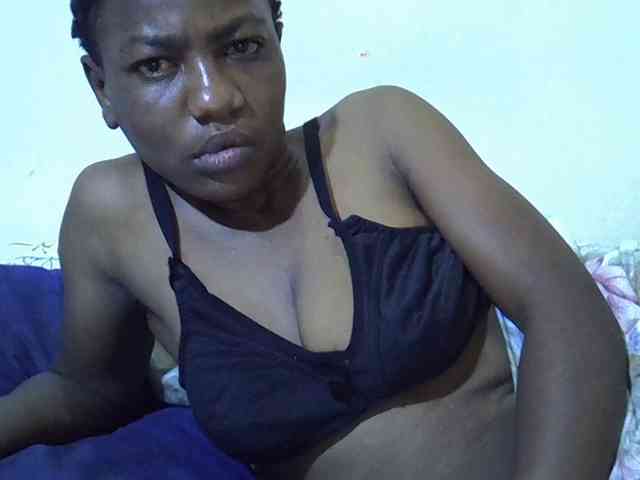 Queen-fantacy webcam