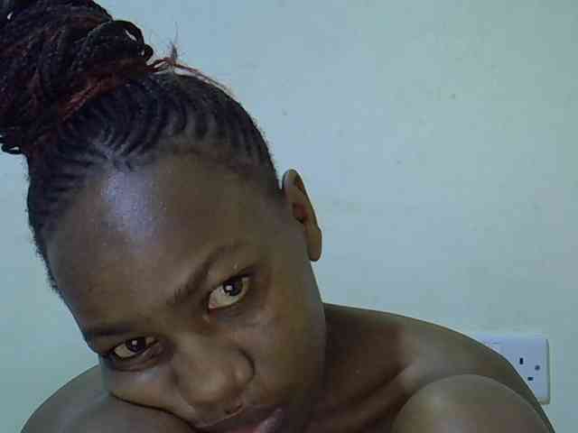 Queen-fantacy webcam