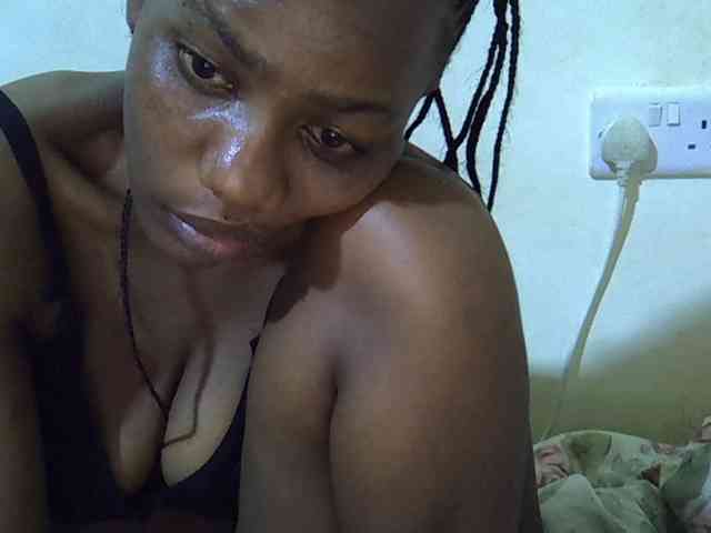 Queen-fantacy webcam