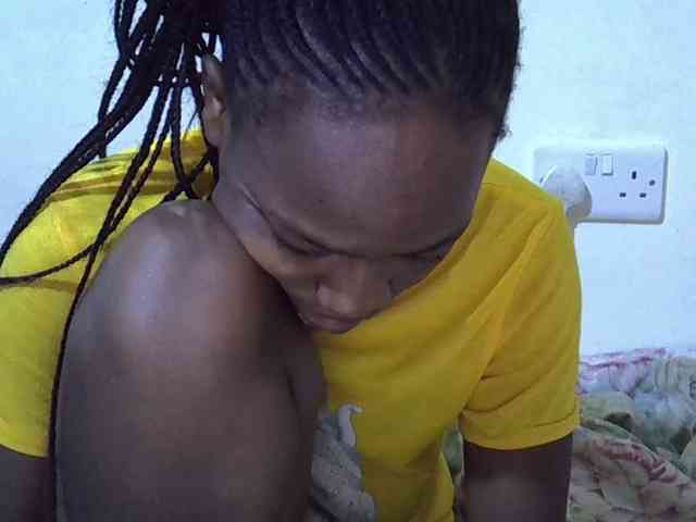 Queen-fantacy webcam