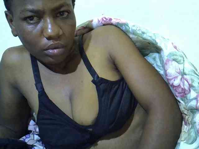 Queen-fantacy webcam