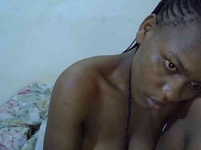 Queen-fantacy webcam