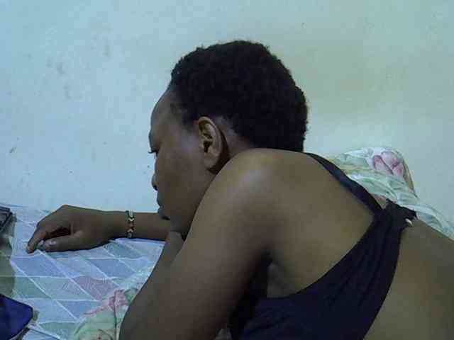 Queen-fantacy webcam