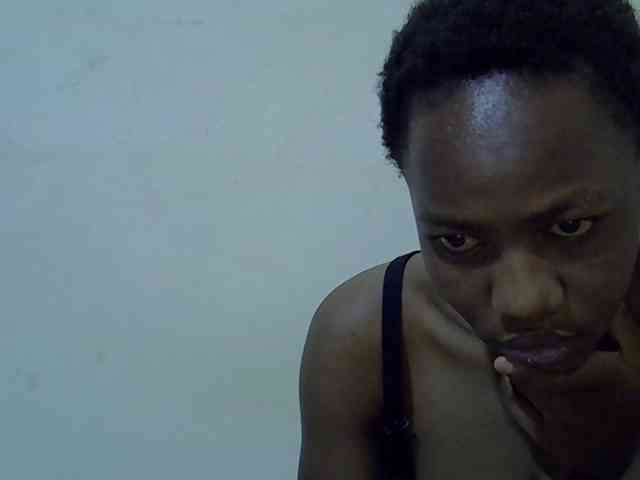 Queen-fantacy webcam