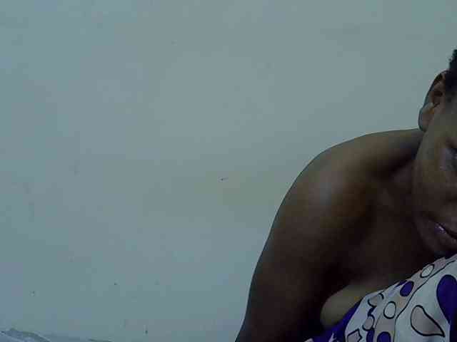 Queen-fantacy webcam