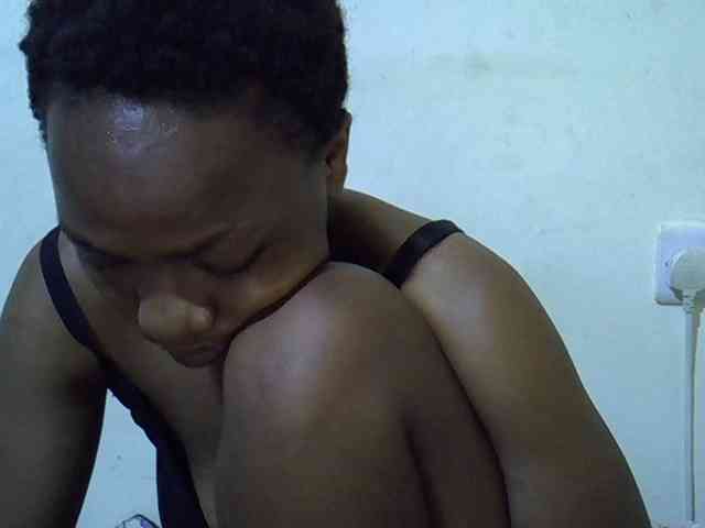 Queen-fantacy webcam