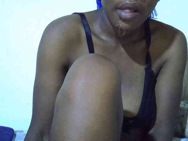 Queen-fantacy webcam