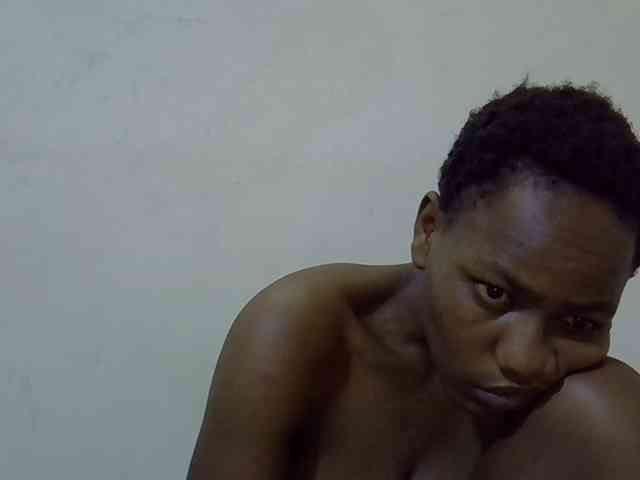 Queen-fantacy webcam