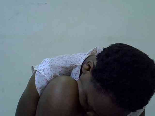 Queen-fantacy webcam