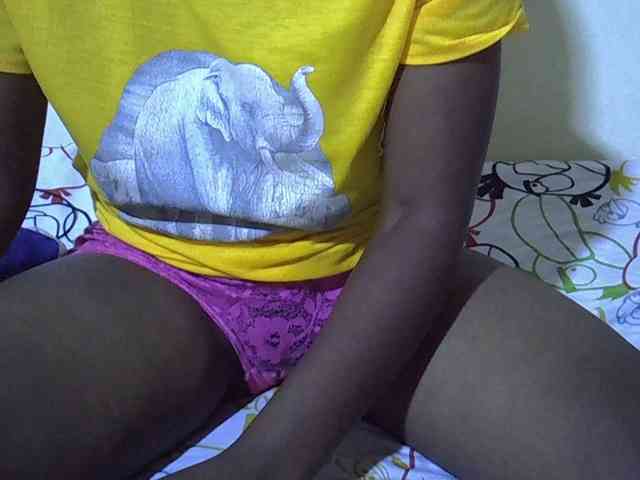 Queen-fantacy webcam