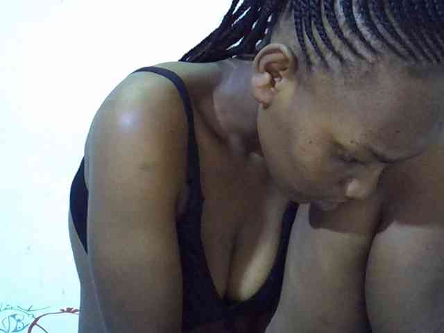 Queen-fantacy webcam