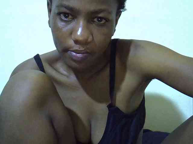 Queen-fantacy webcam