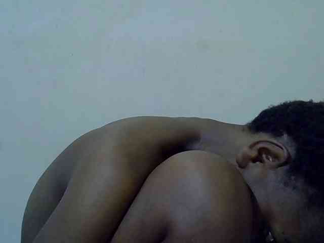 Queen-fantacy webcam