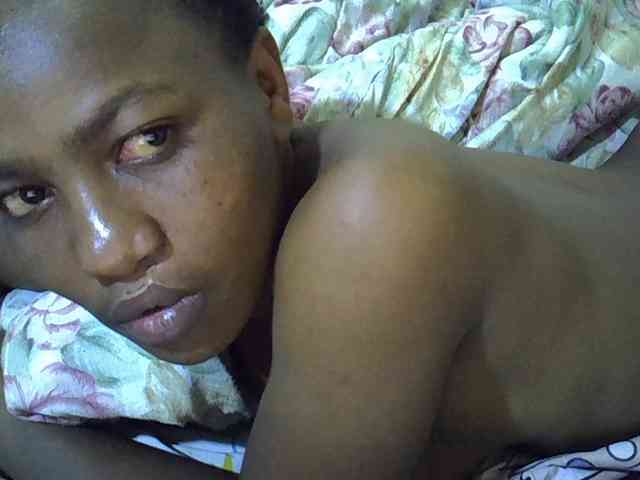 Queen-fantacy webcam