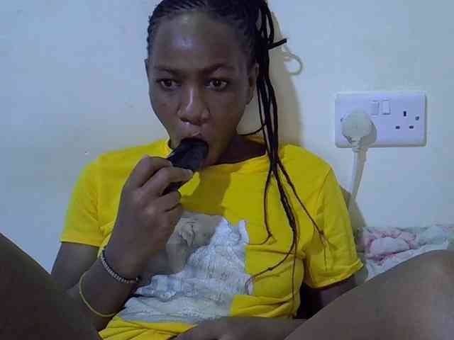 Queen-fantacy webcam