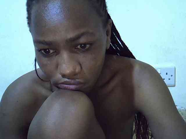 Queen-fantacy webcam