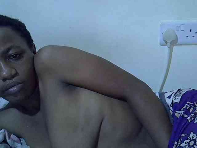 Queen-fantacy webcam