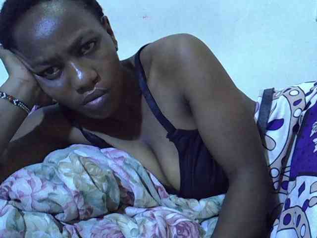 Queen-fantacy webcam