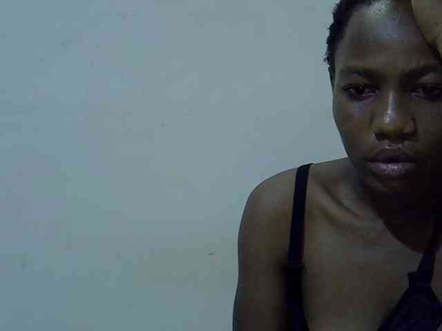 Queen-fantacy webcam