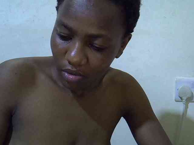 Queen-fantacy webcam