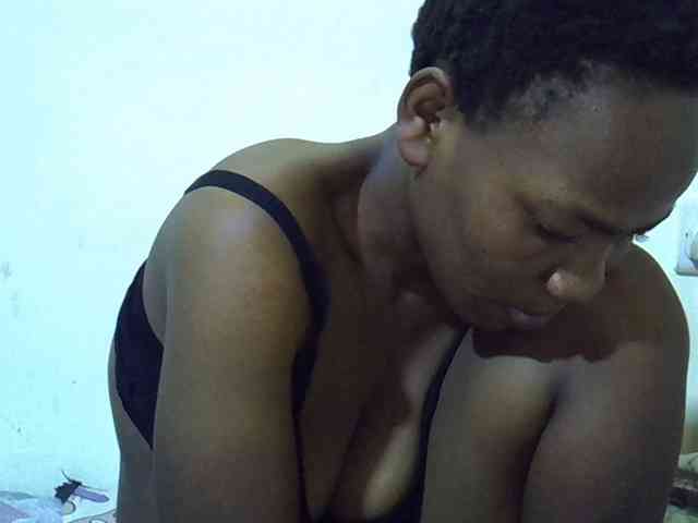 Queen-fantacy webcam