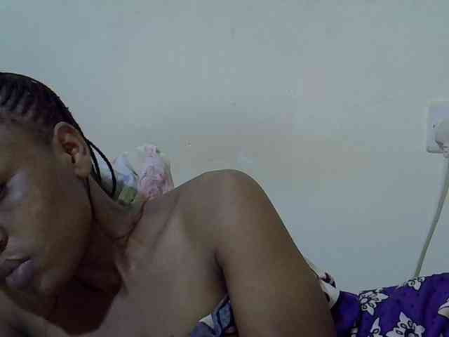 Queen-fantacy webcam