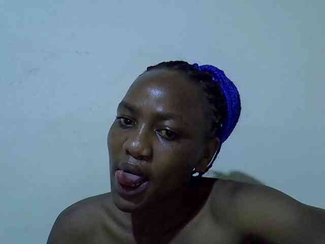 Queen-fantacy webcam