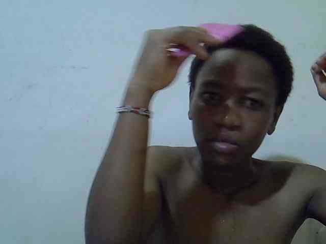 Queen-fantacy webcam