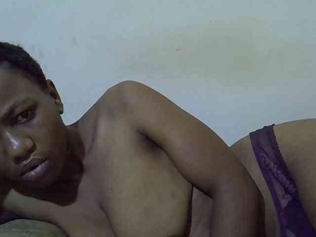 Queen-fantacy webcam