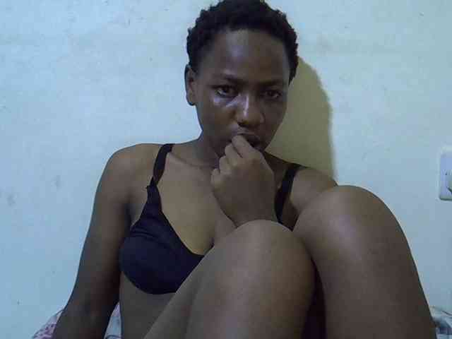 Queen-fantacy webcam